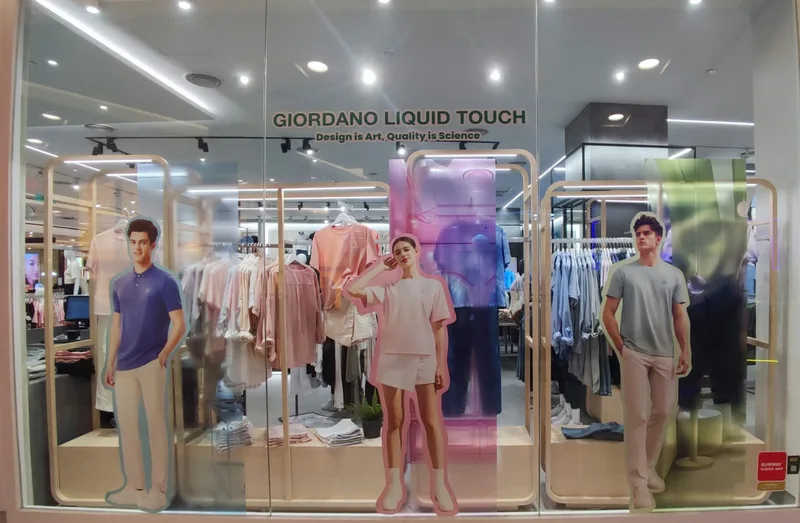 sunway pyramid retail glass sticker printing, glass graphic printing in kl malaysia, sunway mall sticker printer